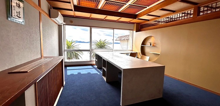 Soothe a work-weary body with the finest hot springs every day